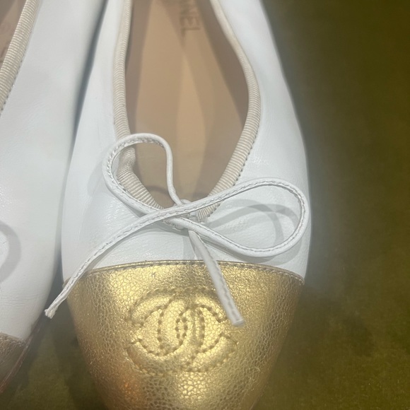 CHANEL classic kidskin ballet flats - Picture 2 of 16